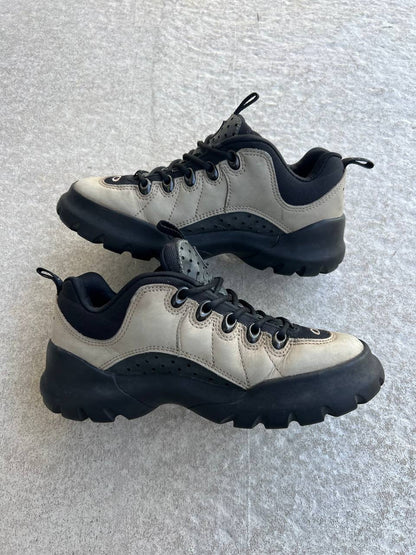00s Vintage Oakley Nail Shoes