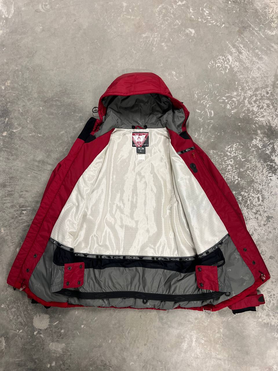 00s Vintage Oakley Nitro Fuel 2 Jacket Mountain Division Sample