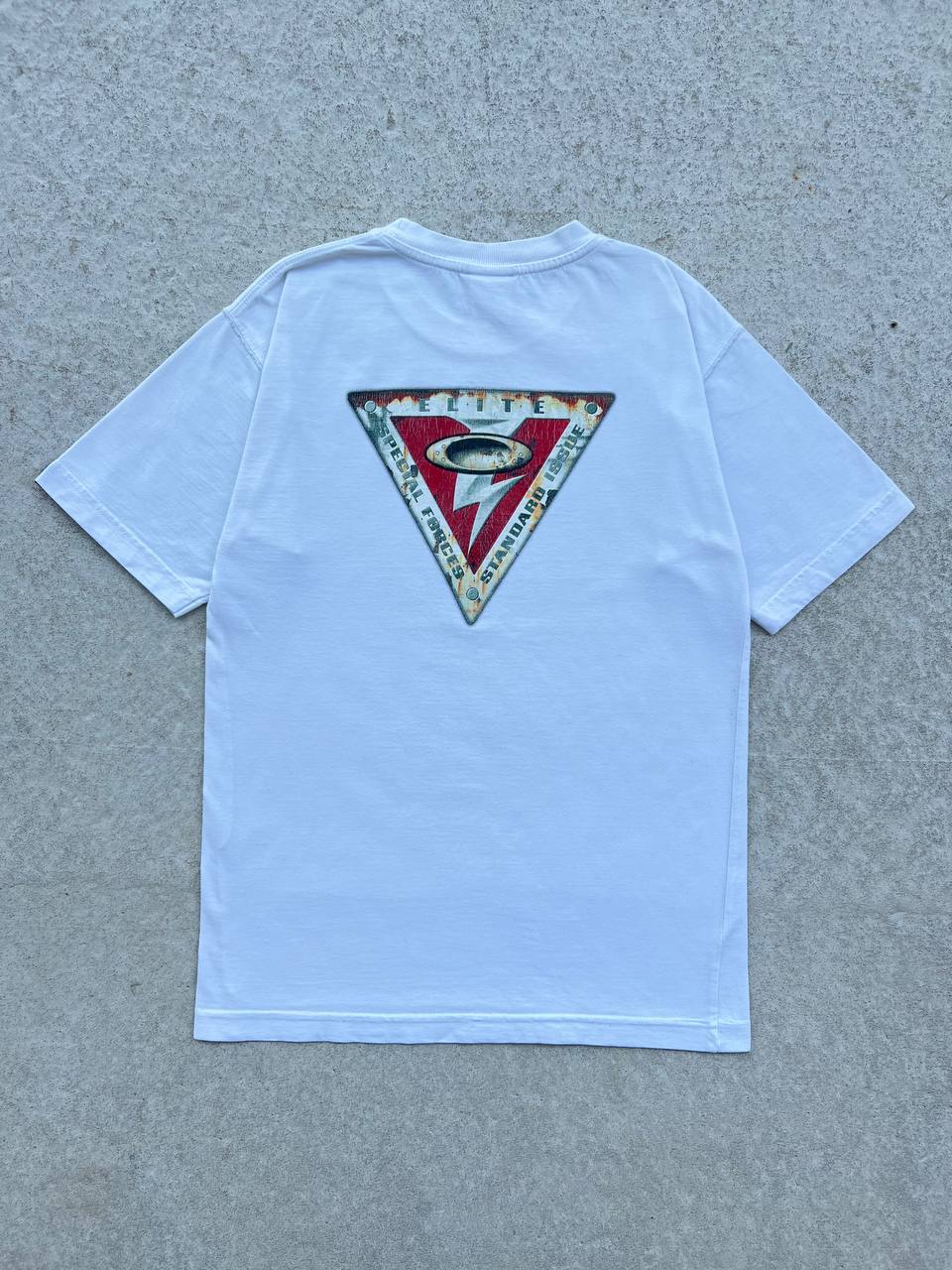 00s Vintage Oakley T-Shirt Standard Issue