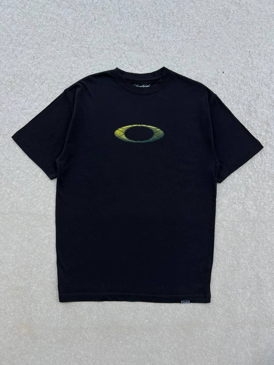 00s Vintage Oakley T-Shirt