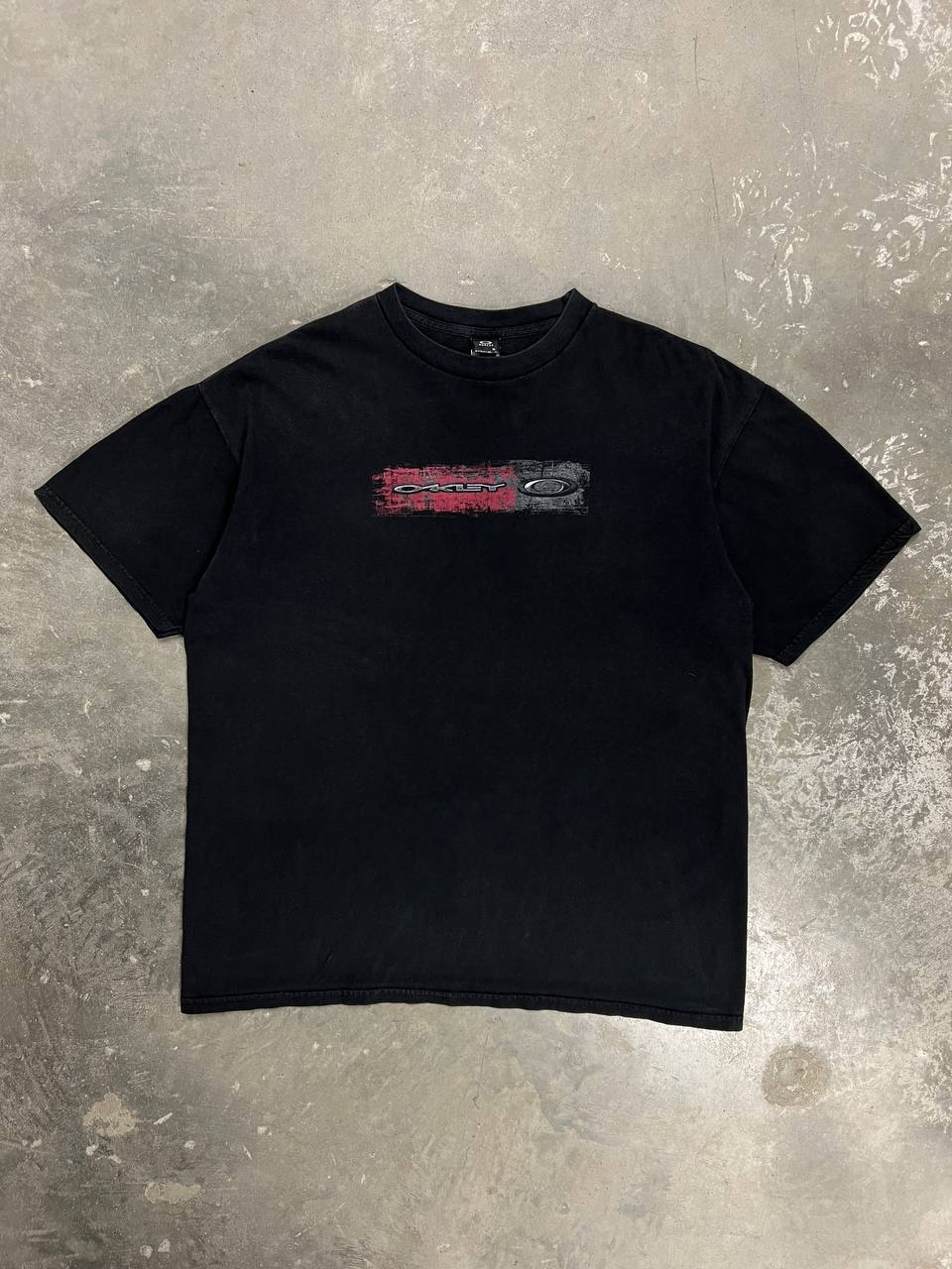 00s Vintage Oakley T-Shirt