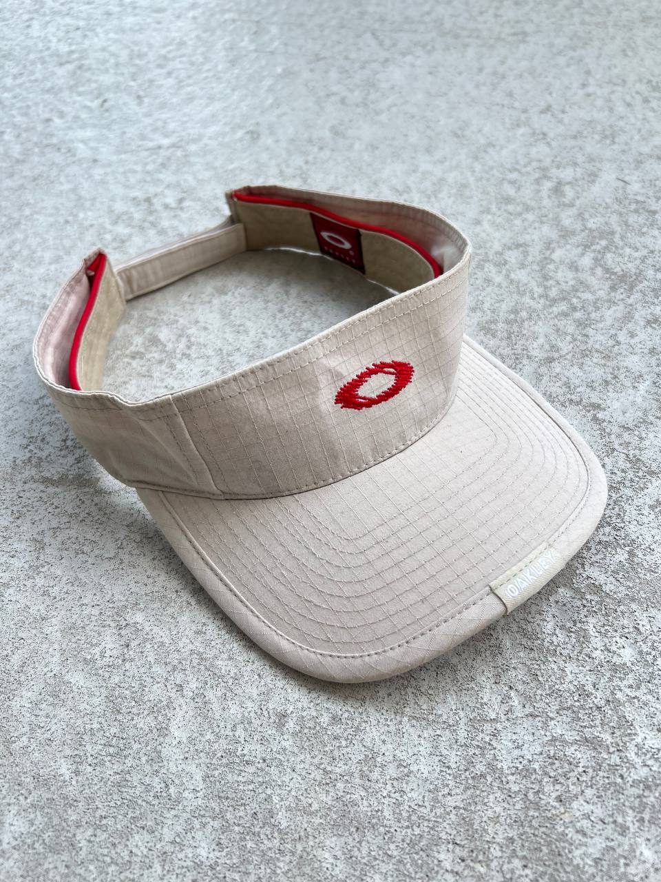 00s Vintage Oakley Visor Cap