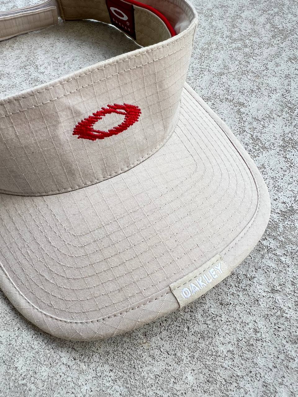 00s Vintage Oakley Visor Cap