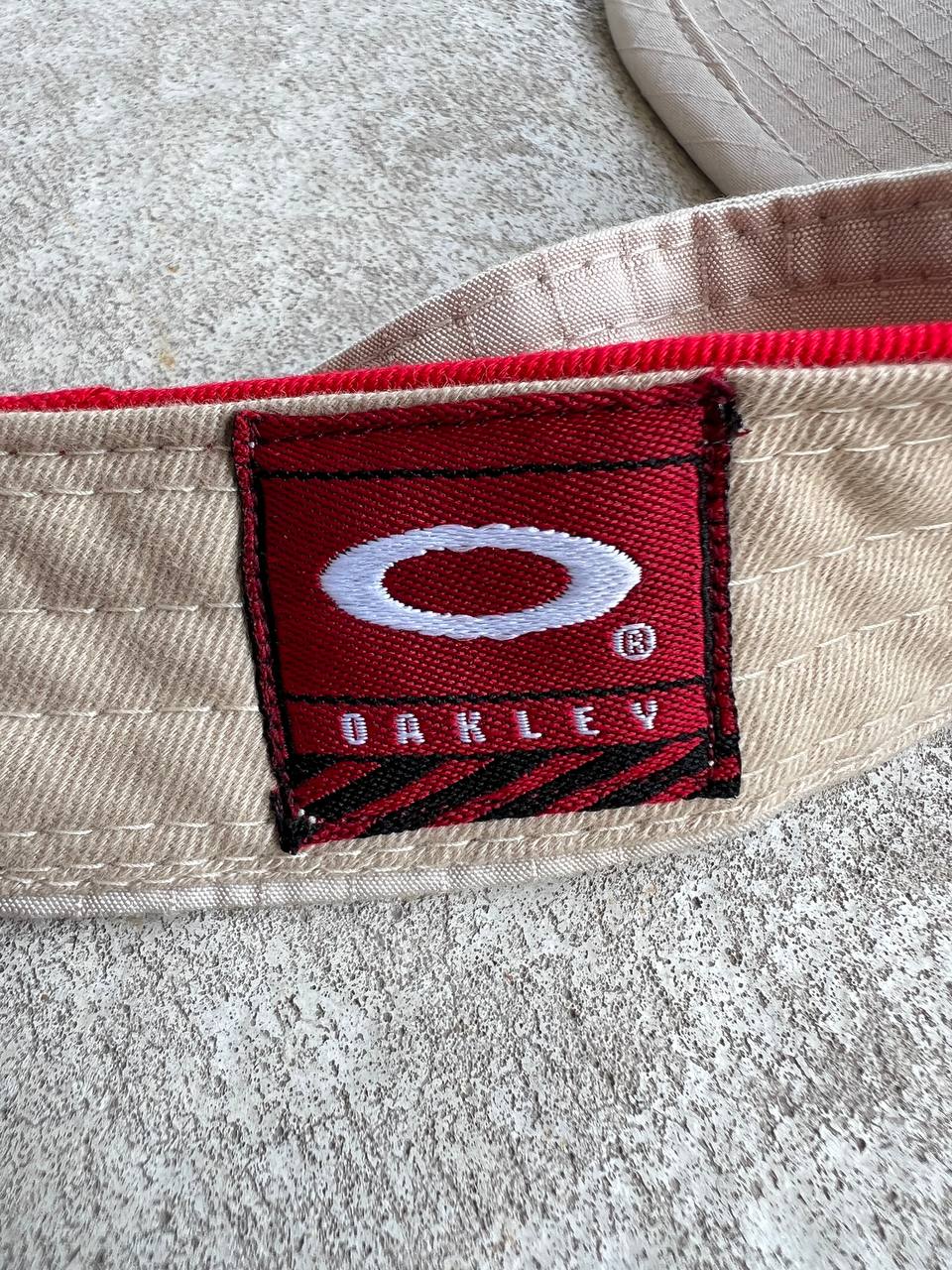 00s Vintage Oakley Visor Cap