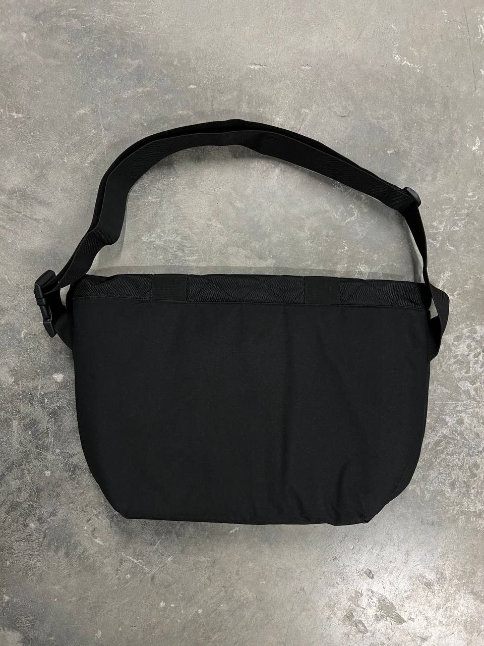 00s Vintage Salomon Shoulder Messenger Bag