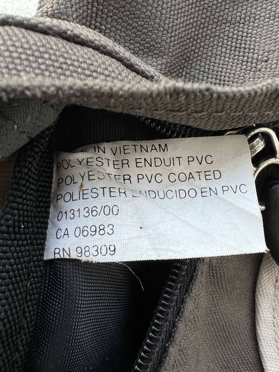 00s Vintage Salomon Sling Bag