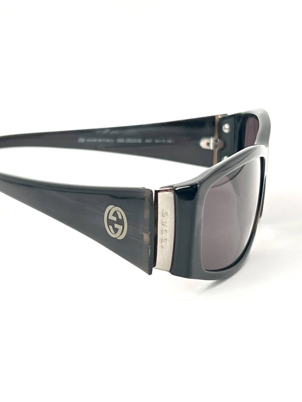 Vintage Gucci GG2523 Sunglasses