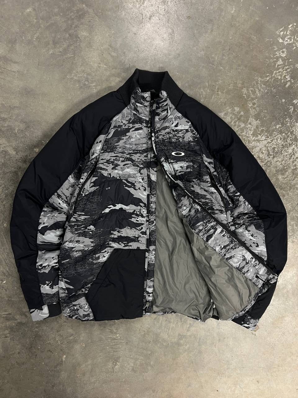 Oakley Camo Puffer Jacket