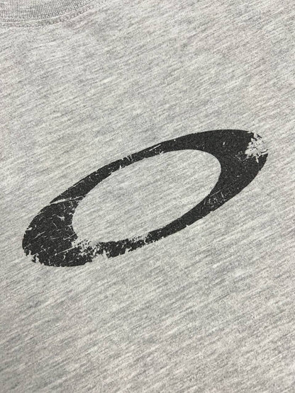 00s Vintage Oakley T-Shirt Center Logo