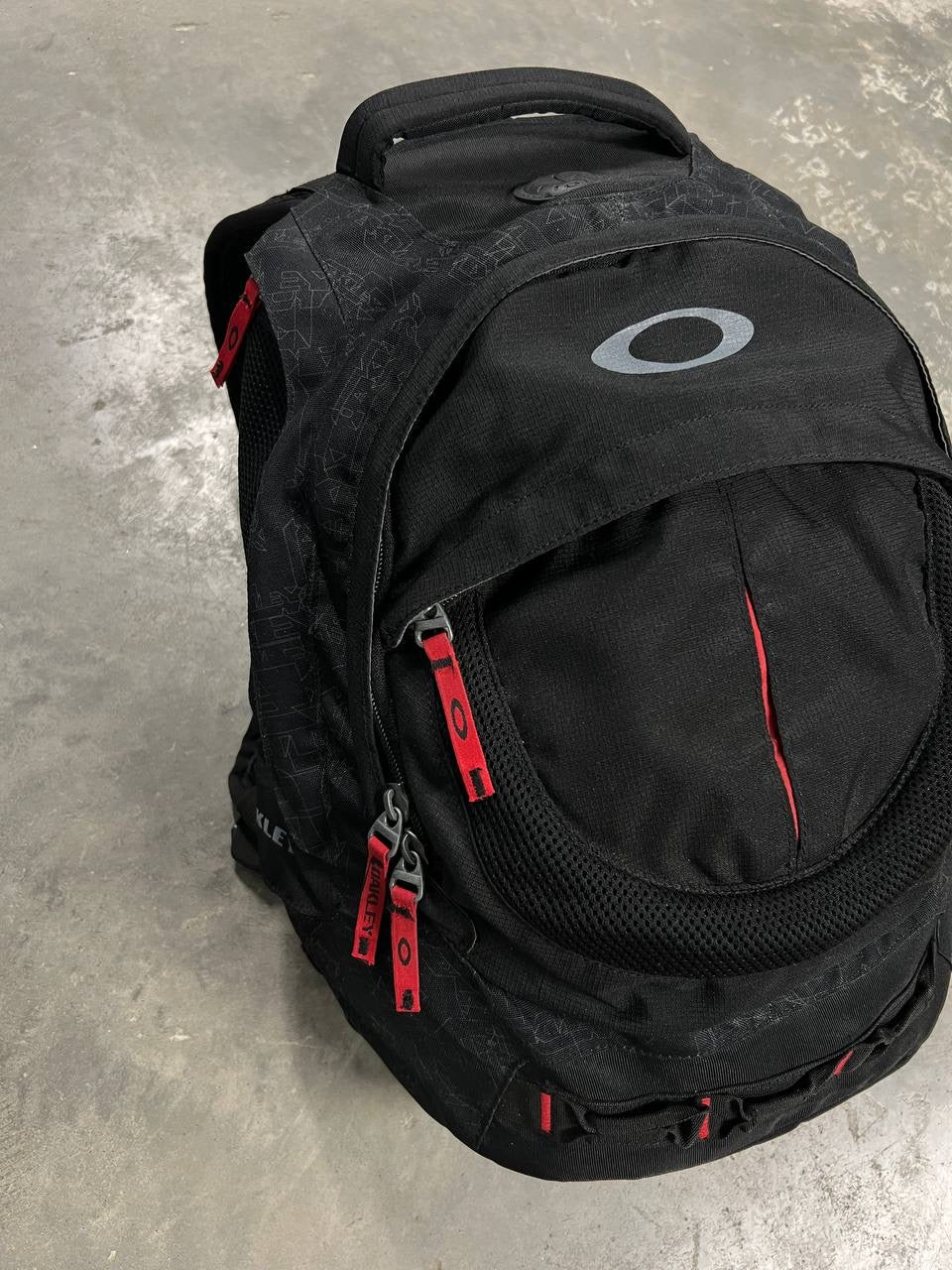 00s Vintage Oakley Backpack