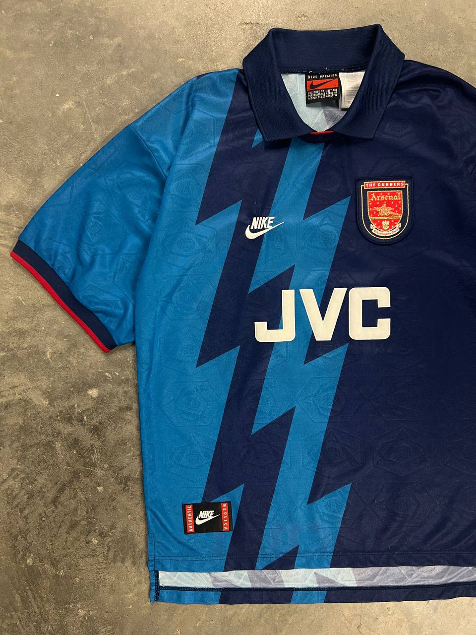1995-96 Vintage Nike Arsenal London Away Shirt