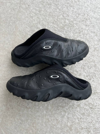 1998 Vintage Oakley Pickled Bobbie Mule Shoes