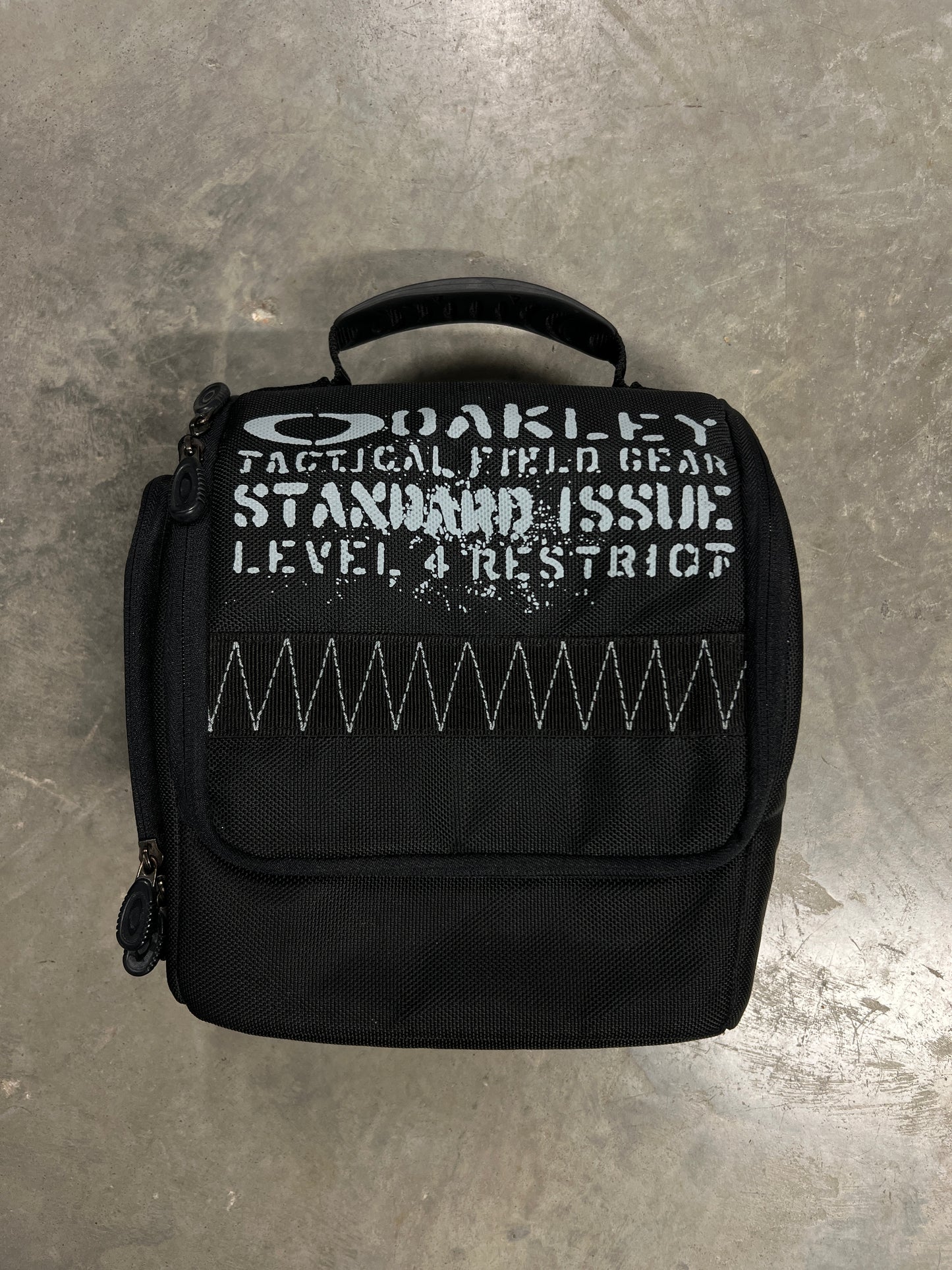 00s Vintage Oakley SI Beauty Bag