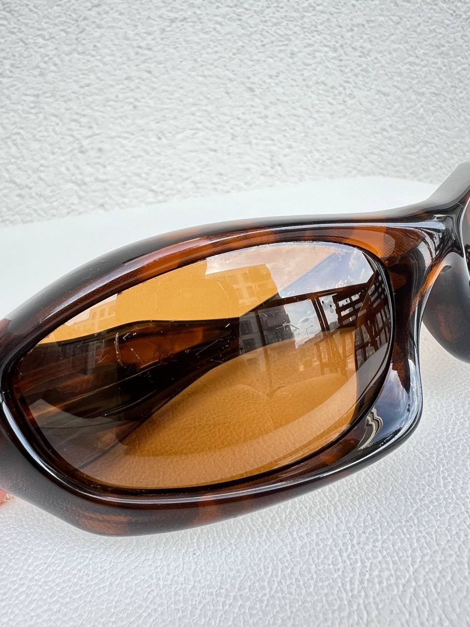 2003 Vintage Oakley Monster Dog 1st Gen Brown Tortoise / Bronze Sunglasses