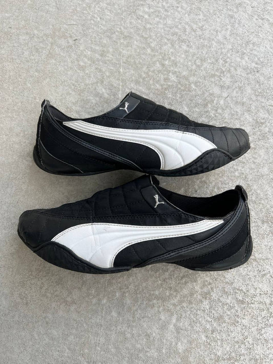 2000s Vintage Puma Uke Shoes