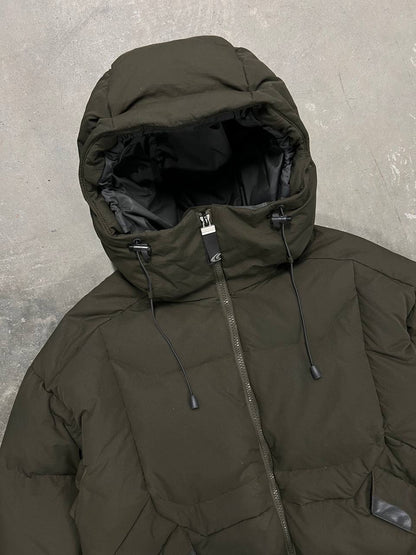 2004 Vintage Salomon Puffer jacket