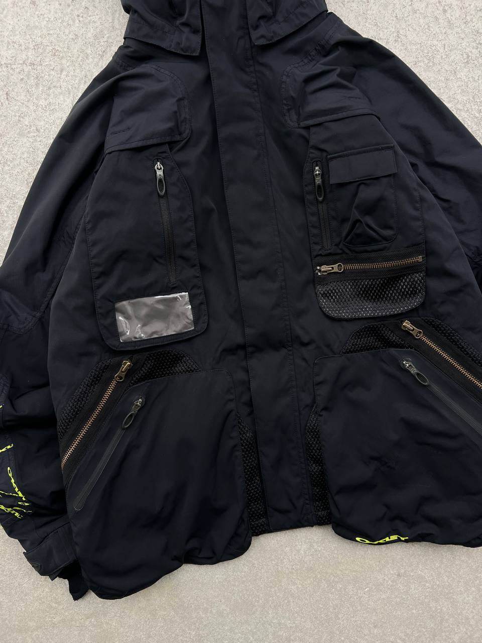 2005 Vintage Oakley Nitro Fuel 2 Hidden Pockets Jacket