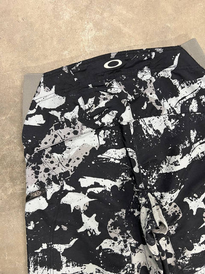 2007 Oakley Ventilated Camo Shorts