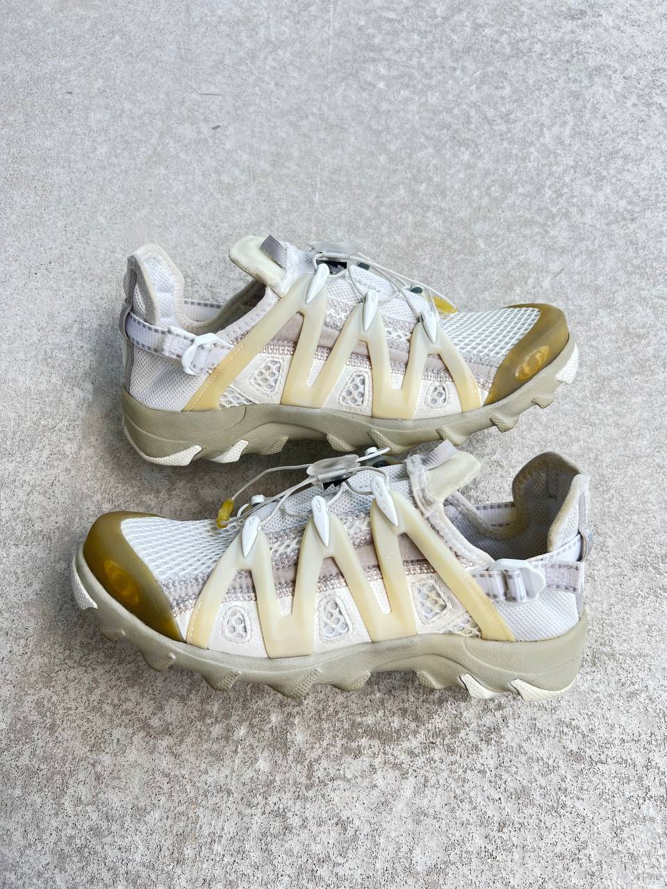 2008 Vintage Salomon Karma Shoes