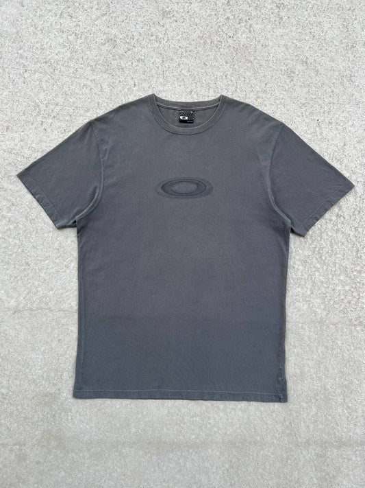 2011 Oakley T-Shirt Center Logo