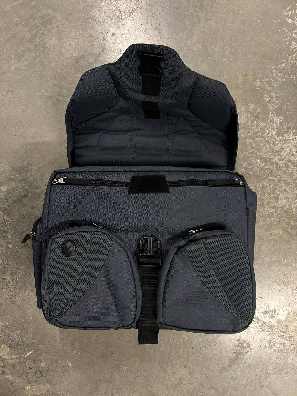 2004 Vintage Salomon Shoulder / Backpack Bag