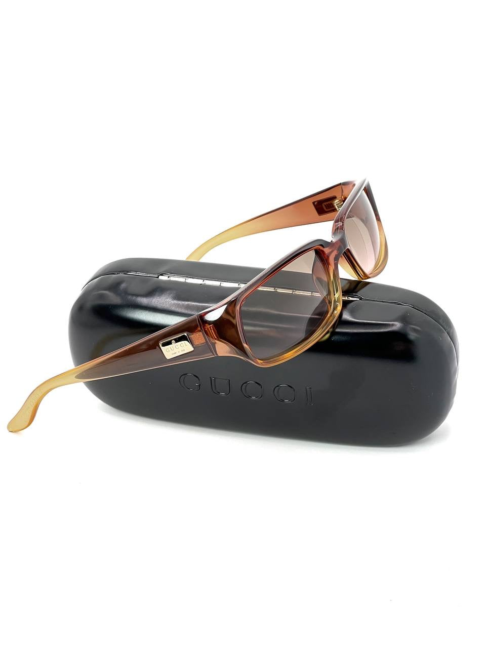 00s Vintage Gucci GG2455 Pink Gradient Sunglasses