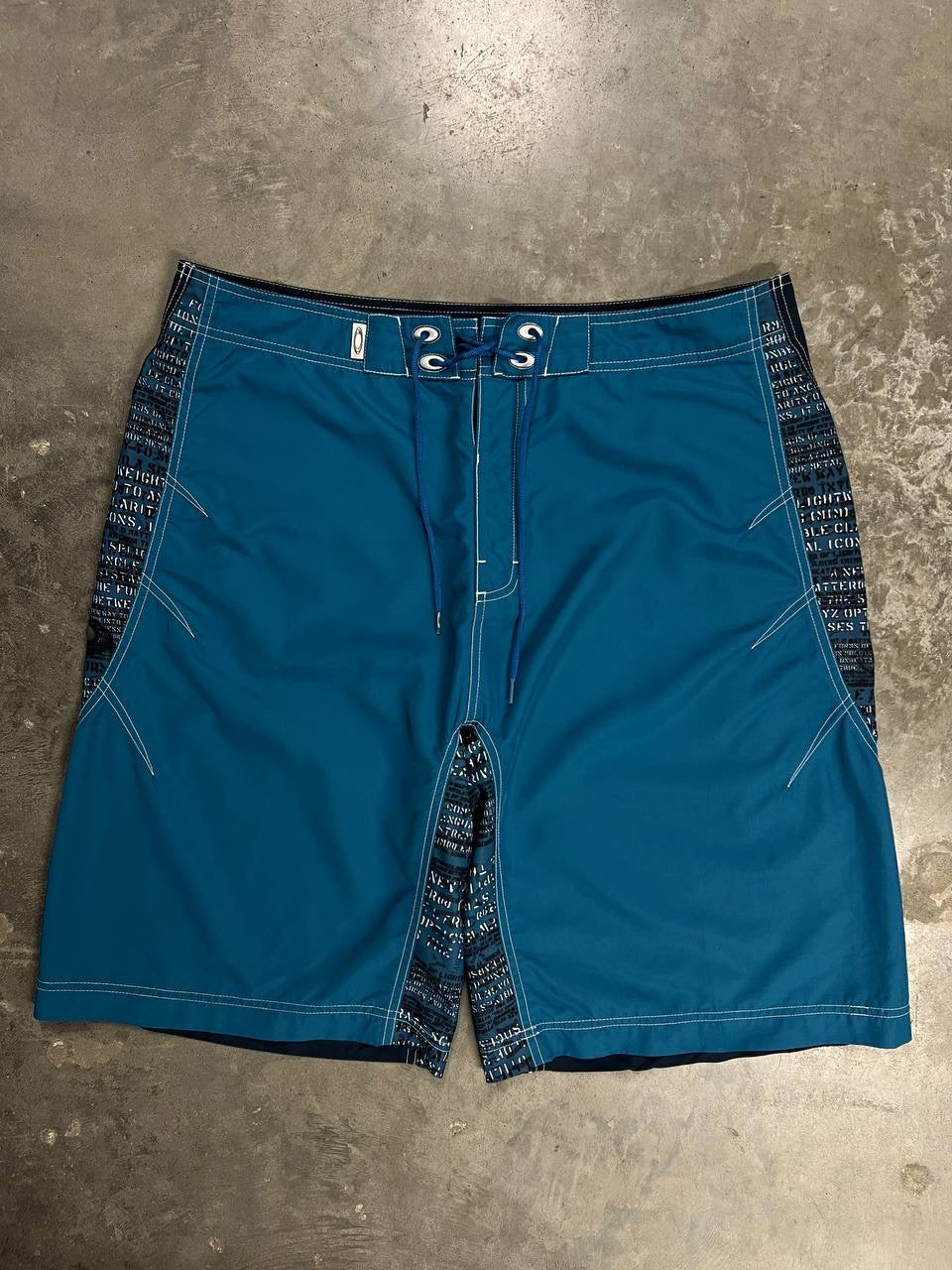 00s Vintage Oakley Board Shorts