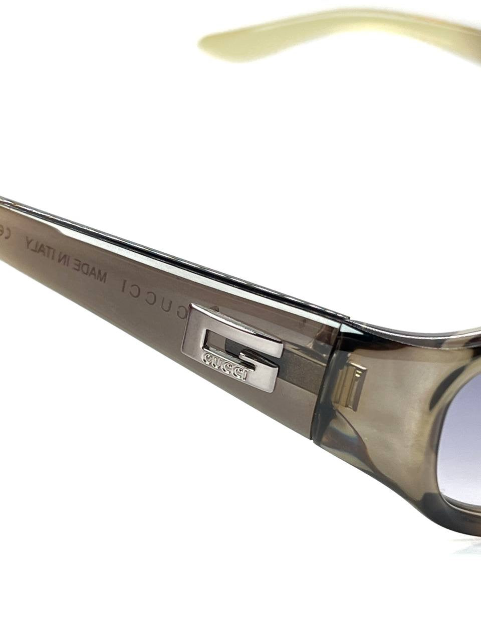 00s Vintage Gucci GG2456 Grey Gradient Sunglasses