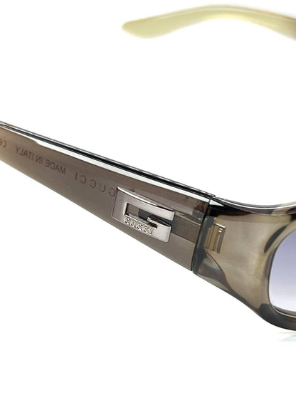 00s Vintage Gucci GG2456 Grey Gradient Sunglasses