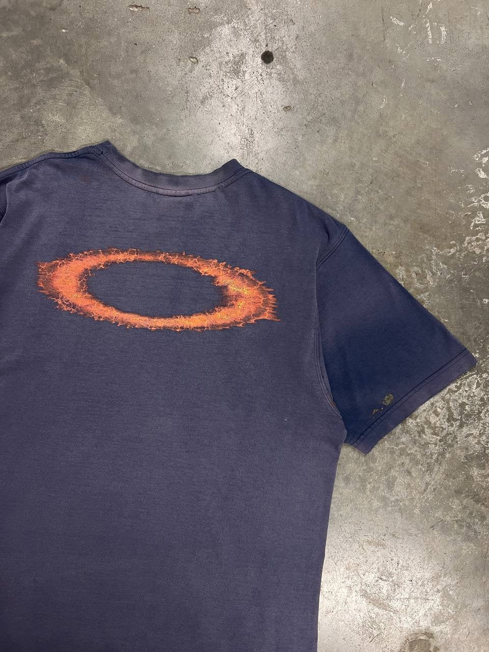 90s Vintage Oakley Software Flame Icon T-Shirt