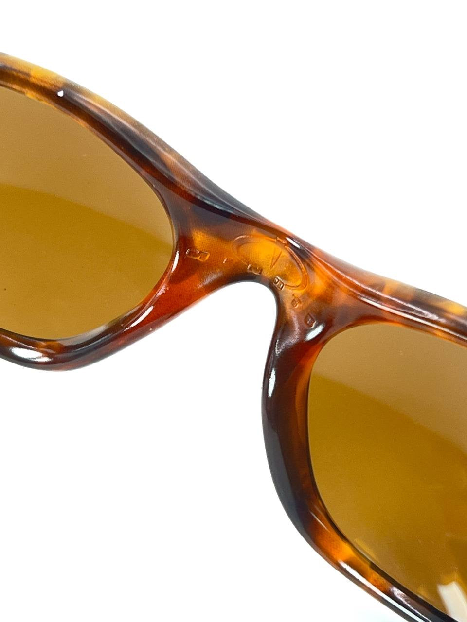 1998 Vintage Oakley Minute Gen 1 Tortoise / Gold Iridium Sunglasses