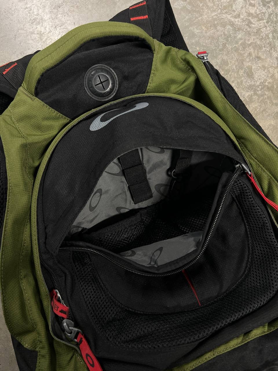 00s Vintage Oakley Backpack