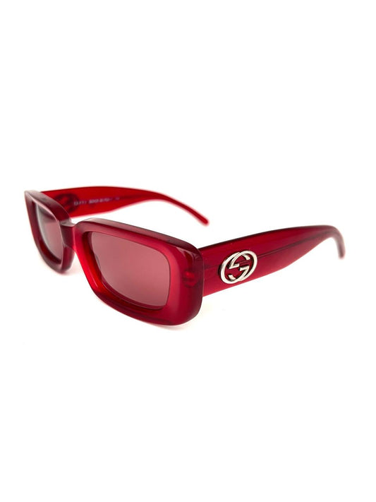 Iconic Vintage Gucci Squared Moda
Cherry Red Sunglasses GG 2409