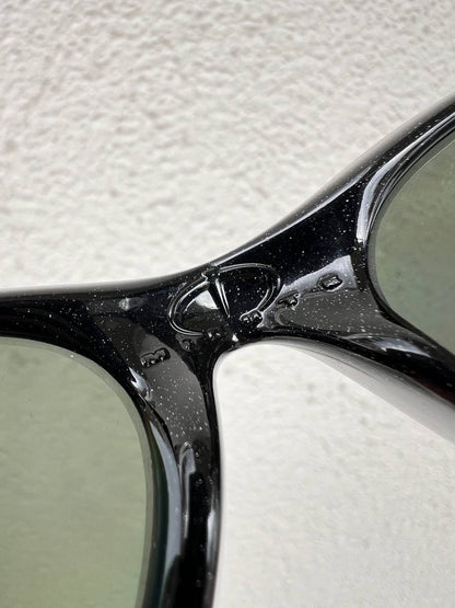1998 Vintage Oakley Minute Gen 2 Metallic Black / Black Iridium Polarized Sunglasses