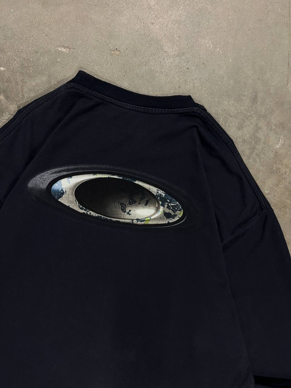 00s Vintage Oakley Long Sleeve T-Shirt