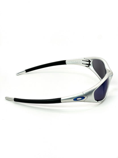 1999 Vintage Oakley Straight Jacket Silver / Ice Iridium Sunglasses