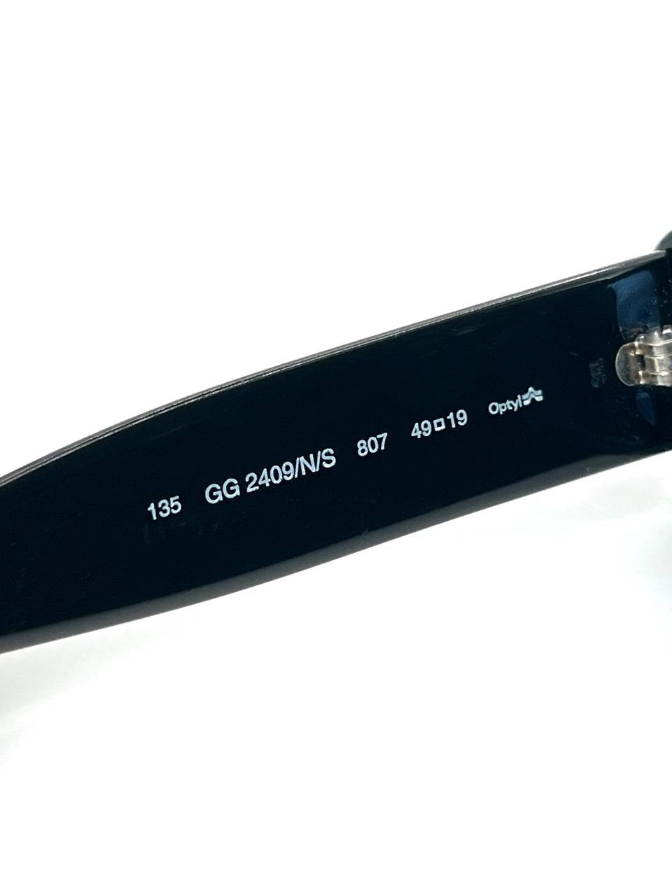 00s Vintage Gucci GG2409 Squared Moda Black Sunglasses