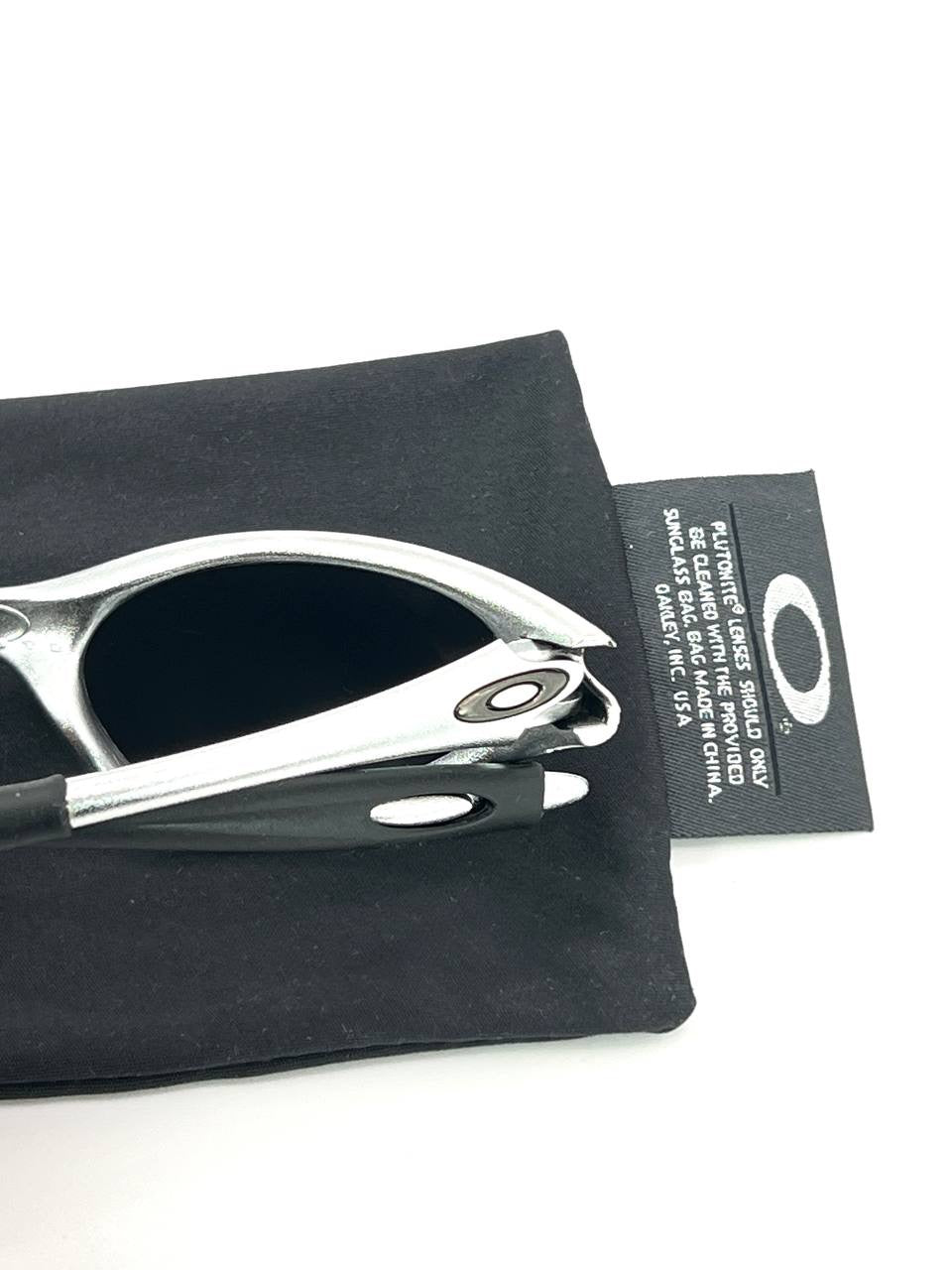 1999 Vintage Oakley Minute Polished Aluminium / Black Iridium Sunglasses