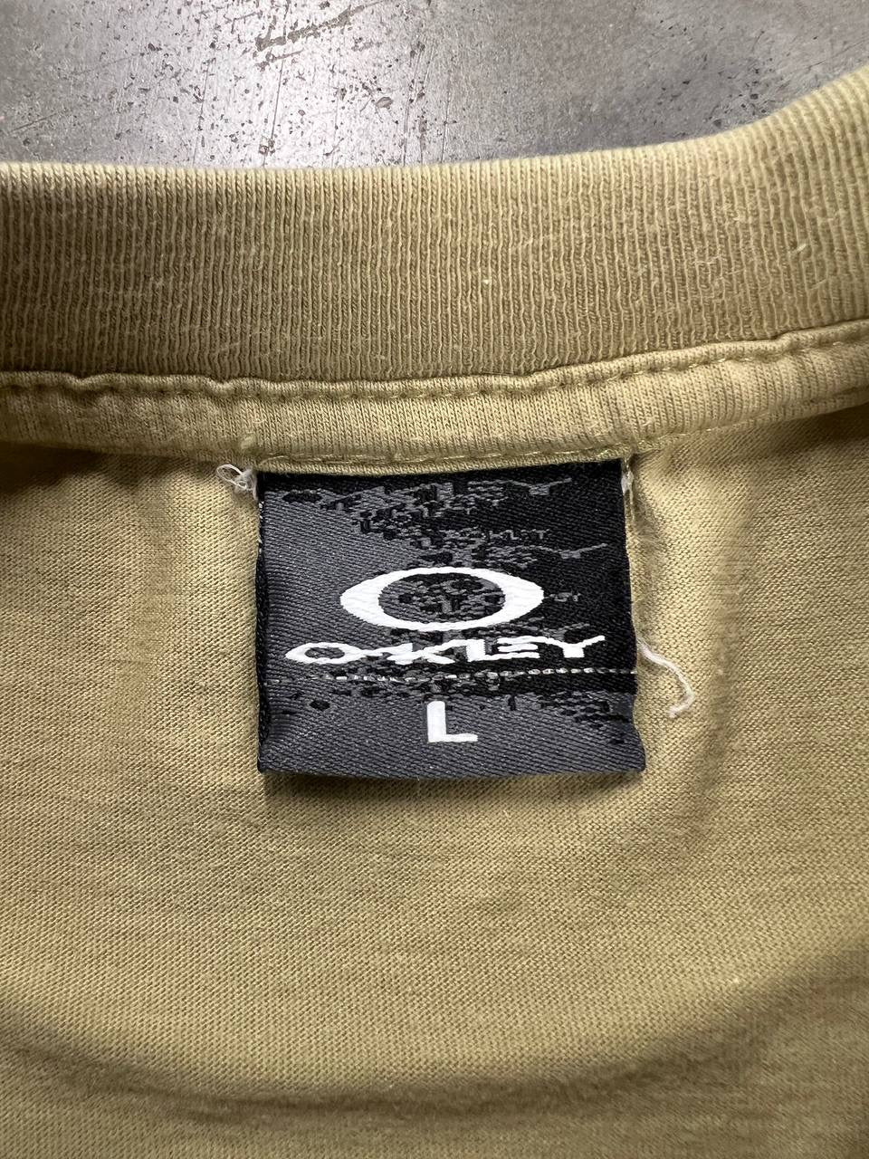 00s Vintage Oakley T-Shirt