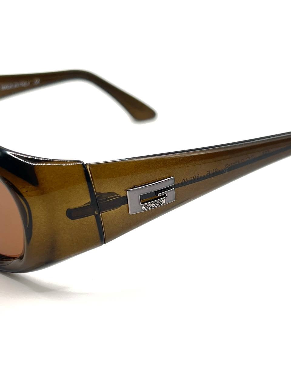 Iconic Vintage Gucci GG 2432 Oval Moda Transparent Sunglasses 