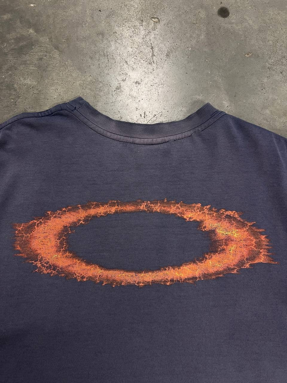 90s Vintage Oakley Software Flame Icon T-Shirt
