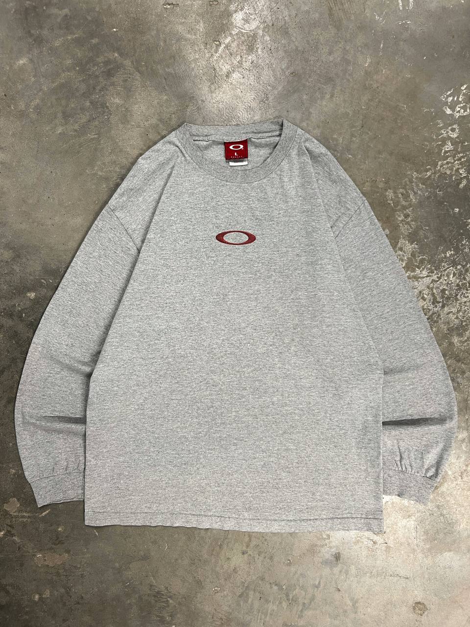 00s Vintage Oakley Long Sleeve T-Shirt