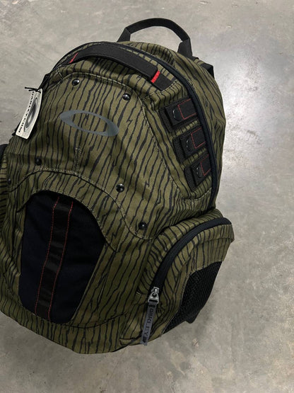 00s Vintage Oakley Planet Pack 2.0 Backpack Bag