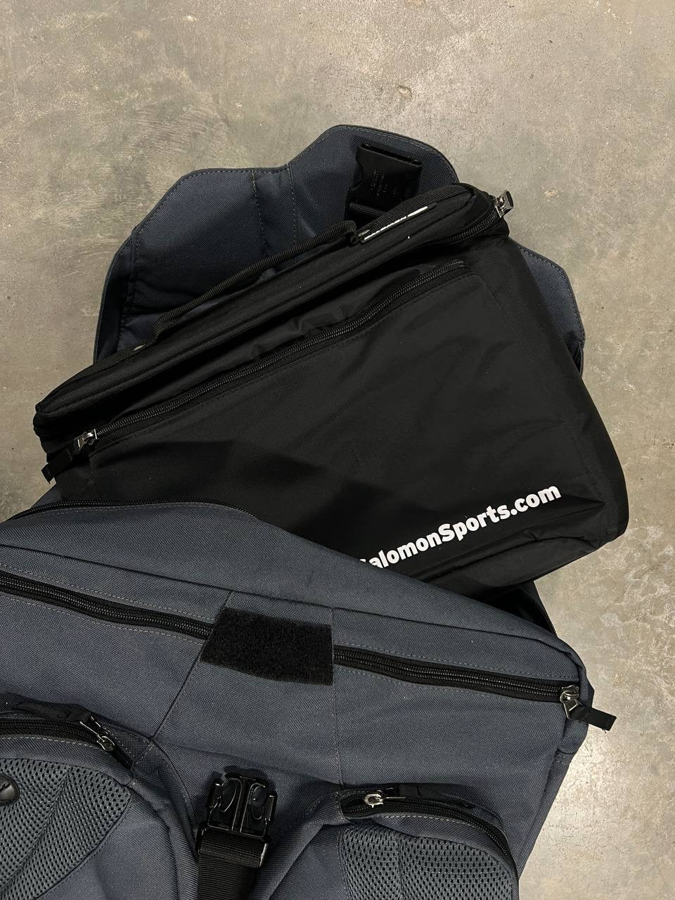 2004 Vintage Salomon Shoulder / Backpack Bag