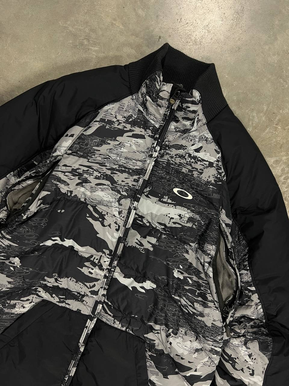 Oakley Camo Puffer Jacket