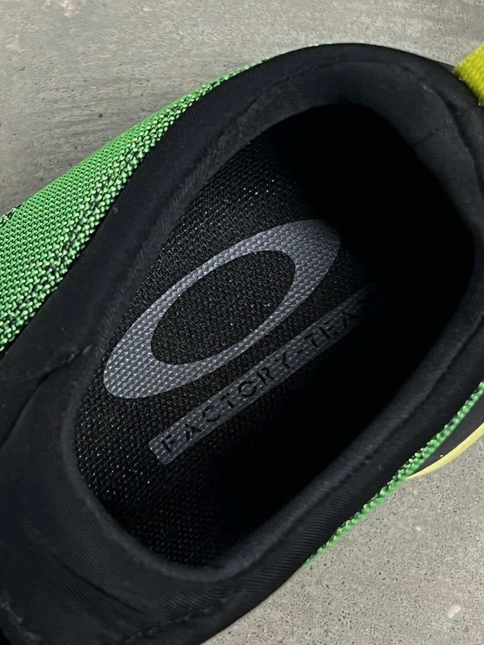 Oakley Flesh Sandal - 9 US