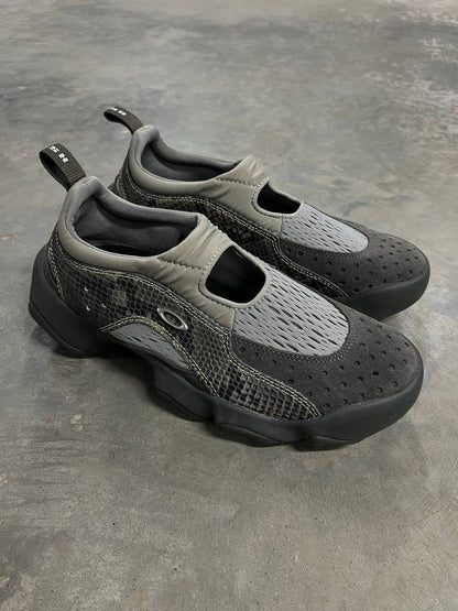 Oakley x Brain Dead Flesh Sandal - 8 US