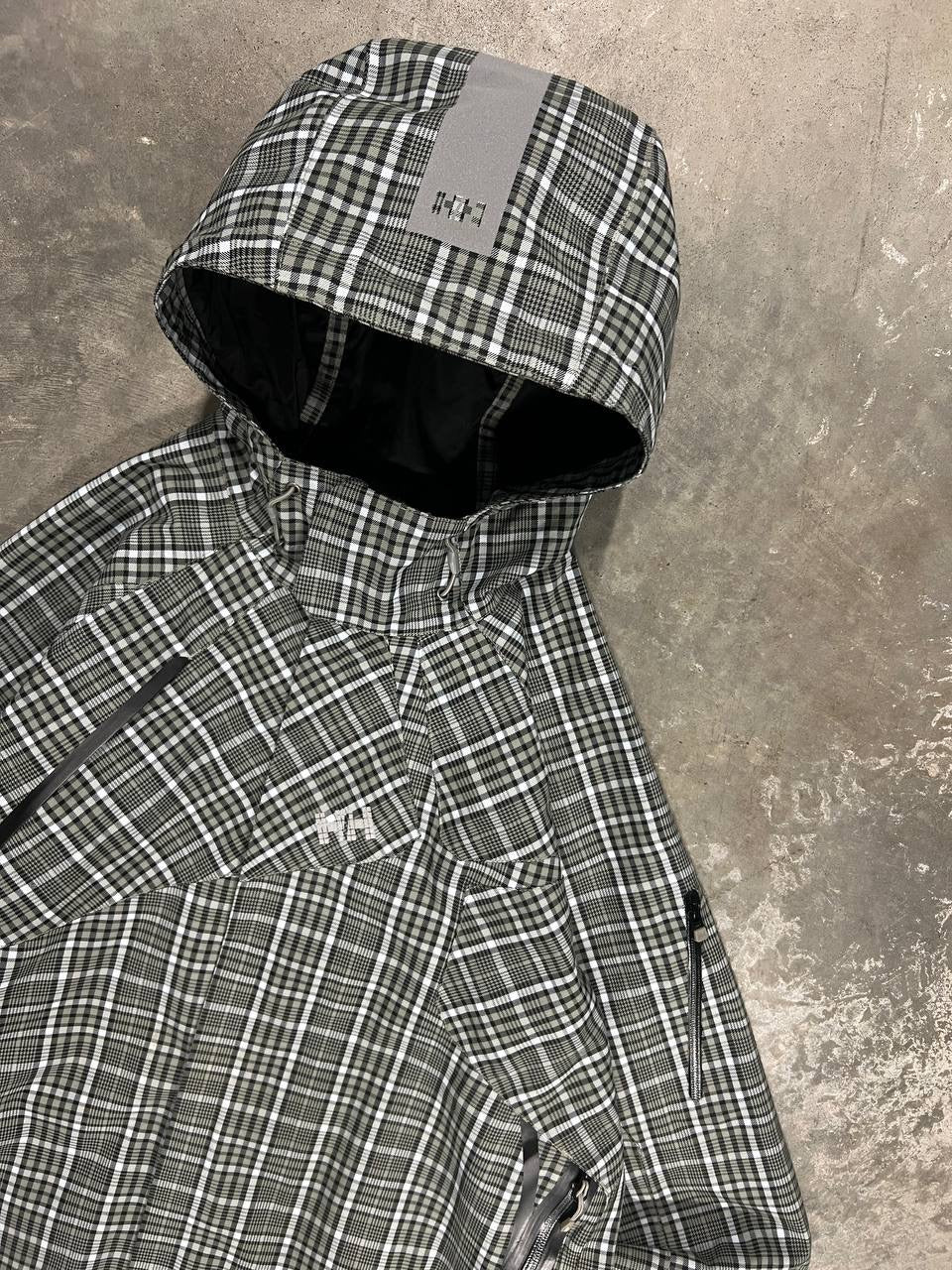 Helly Hansen Plaid Checkered Hard Shell Jacket