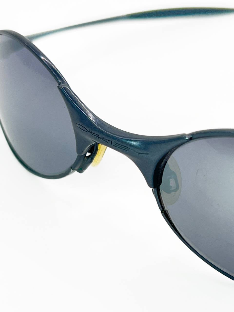 1999 Oakley E Wire 2.0 Dark / Black Iridium