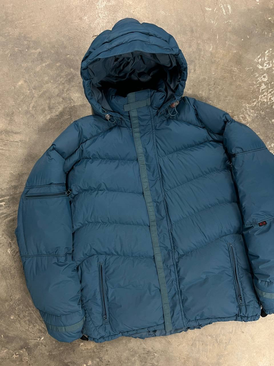 00s Vintage Oakley Puffer Jacket